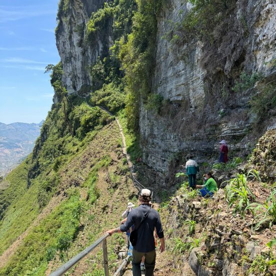 Trekking Dong Van boat trip on Ha Giang’s White Cliff